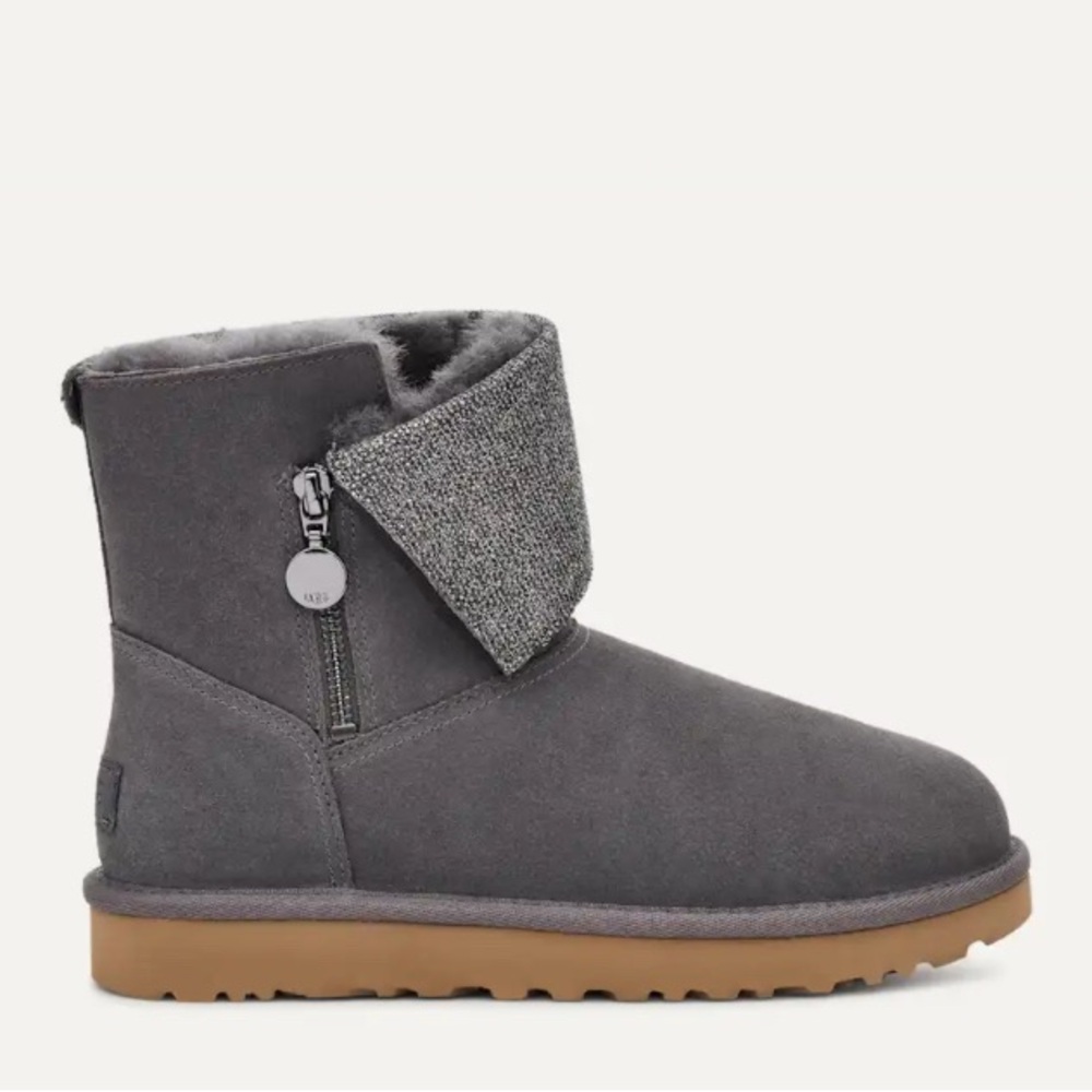 UGG Classic Caviar Mini Boot Size 8